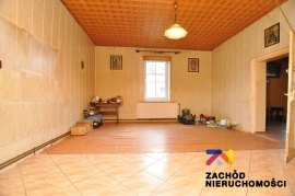 Przestronne mieszkanie w Bobrownikach na sprzedaż